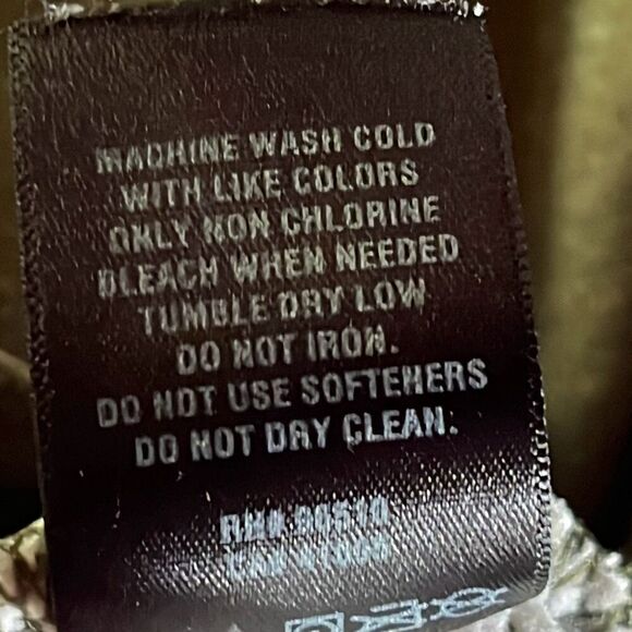 Under Armour 1/4 Zip Light Fleece Pullover Sz. M - Picture 8 of 9